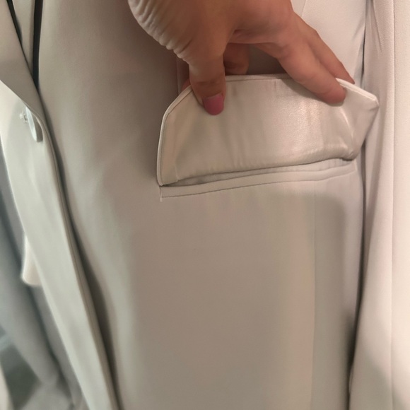 H&M Women's Blazer Ivory Jacket Size US S 4/6. Sleeve Workwear open lined - Picture 4 of 12